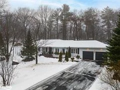 1 The Granite Bluff Road, Bracebridge, On P1l 1l4