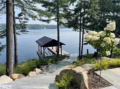 1052 PENNEY Road, Muskoka Lakes, ON P0B 1J0