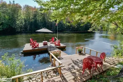 1017 Carlsmount Road, Bracebridge, On P1l 1x1