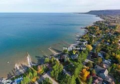 208 Bay Street E, Blue Mountains, On N0h 2p0
