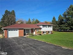 26 Riverside Drive, Huntsville, On P1h 1r6