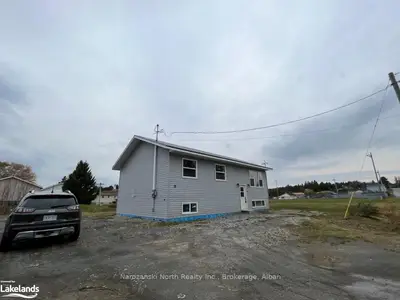 15 Main Street, Markstay-warren, On P0m 2g0