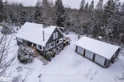 1930 Lone Pine Drive, Huntsville, On P0b 1l0