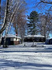 38 Park Lane, Kawartha Lakes, On L0k 1w0