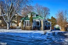 6 Lansdowne Street W, Huntsville, On P1h 1v9