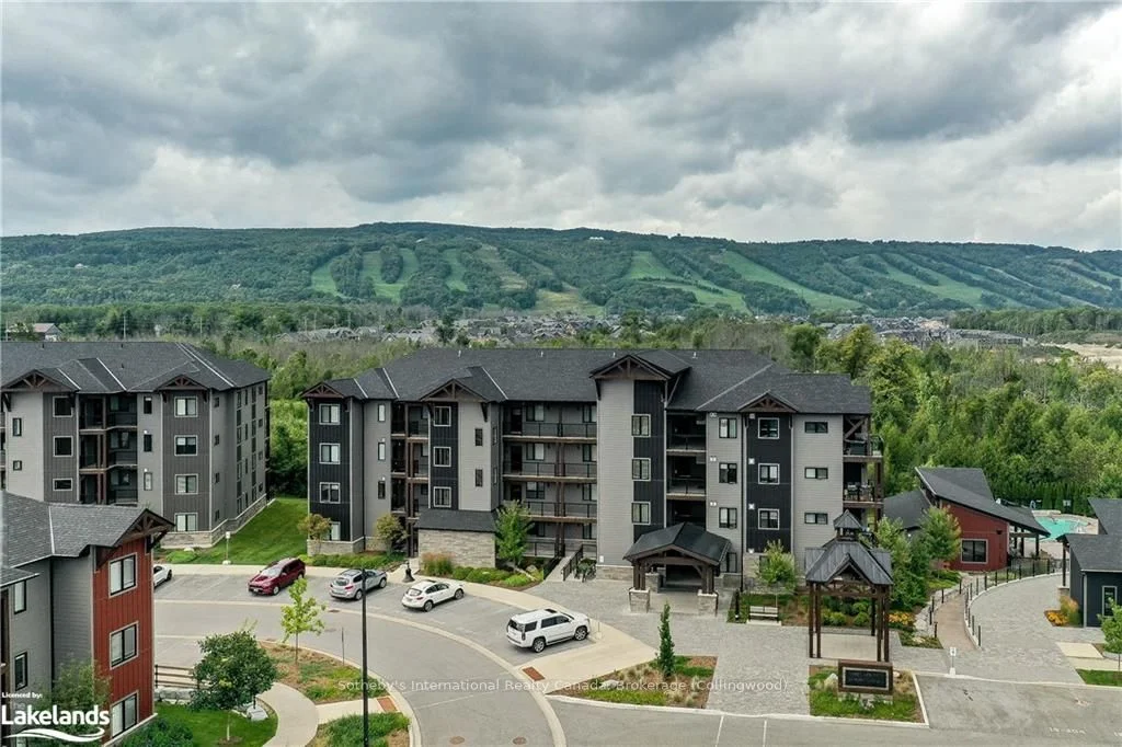 16 Beckwith Lane 402, Blue Mountains, On L9y 2x5