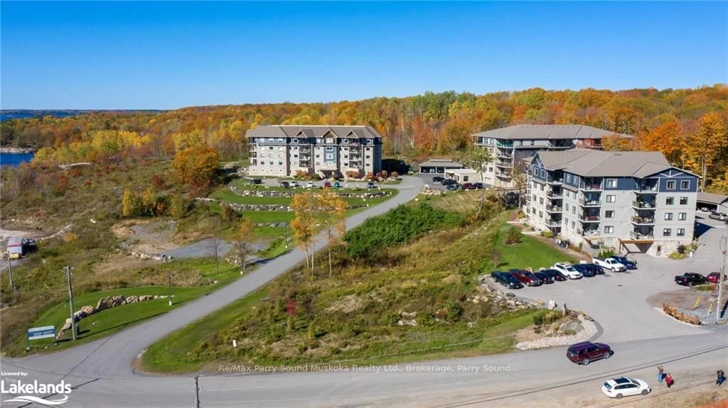 11 Salt Dock Road 206, Parry Sound, On P2a 3b6