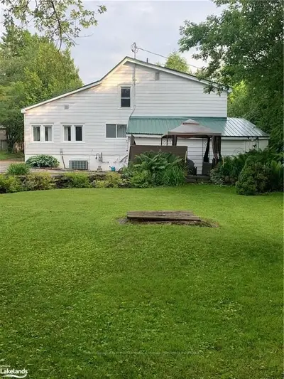 2 Stocking Lane, Huntsville, On P1h 1v4