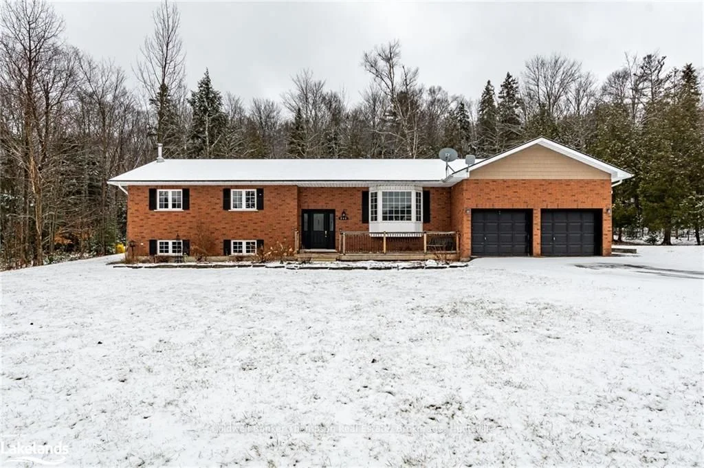 245 Stephenson 8 Road E, Huntsville, On P0b 1l0