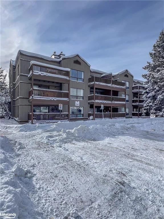 1235 -54 DEERHURST SUMMIT Drive 307, Huntsville, ON P1H 2E8