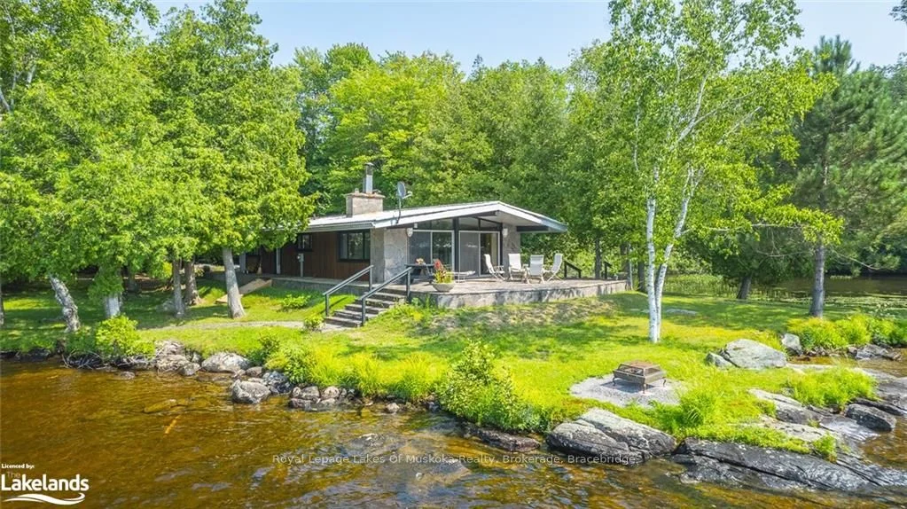 1096 Mcvittie Road, Bracebridge, On P1l 1x2
