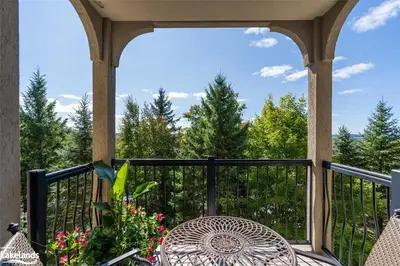 4 LEGACY Lane 302, Huntsville, ON P1H 2R2