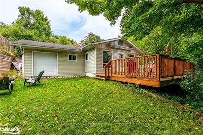 18 PAGET Lane, Huntsville, ON P1H 1V3