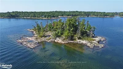 B228 COWPER/ ROSALIE, The Archipelago, ON, P2A 2L9