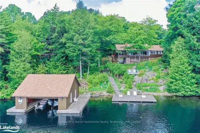 28B GORDON POINT Lane, Seguin, ON P0C 1H0