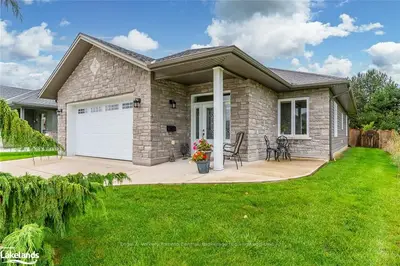 2338 10TH Avenue E, Owen Sound, ON N4K 0B2