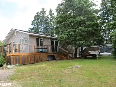1021 RAINBOW DRIVE Road, Dysart et al, ON K0L 1X0