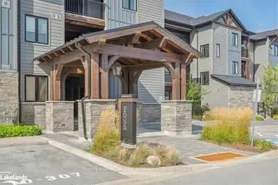 10 BEAUSOLEIL Lane 106, Blue Mountains, ON L9Y 0H2