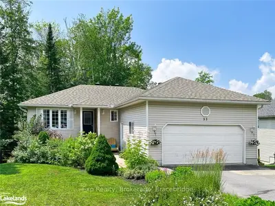 33 WALTER Street, Huntsville, ON P1H 1W2