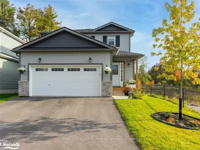 13 Quinn Forest Drive, Bracebridge, ON P1L 0C8
