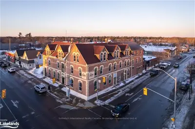 100 MUSKOKA Road N 22, Gravenhurst, ON P1P 1R2