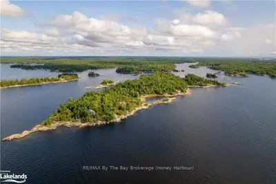 18 ISLAND 1680, Georgian Bay, ON, P0E 1E0