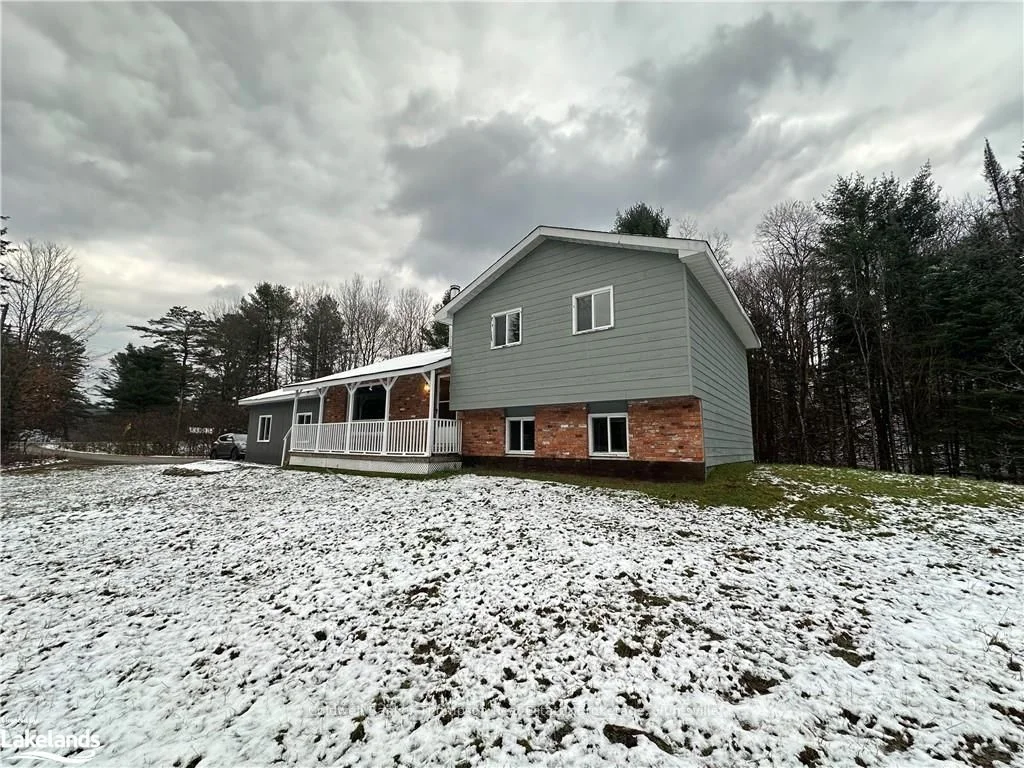 735 Ravenscliffe Road, Huntsville, ON P1H 1N6