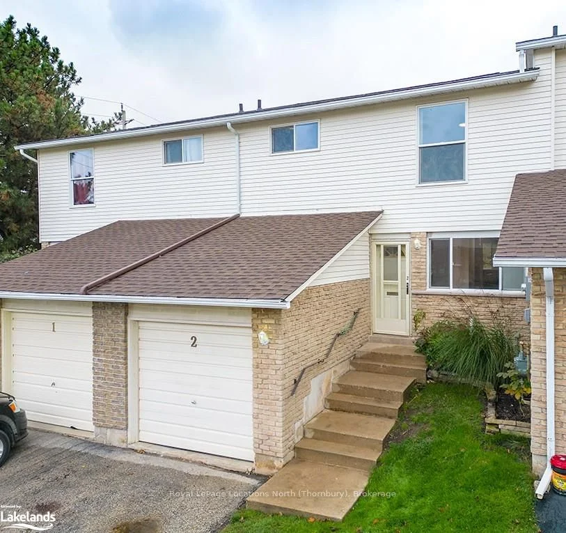 2 LAMSON Crescent, Owen Sound, ON N4K 6C1