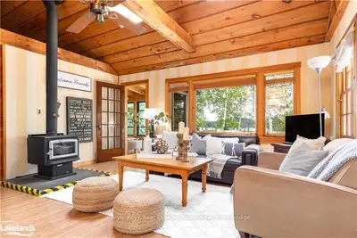 1113 NARROWS Road, Lake of Bays, ON P0A 1E0