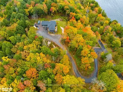 1209 STEPHENS BAY Road, Bracebridge, ON P1L 1X2
