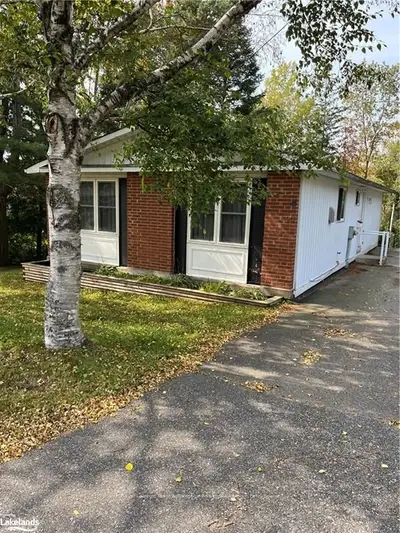 20 QUEEN Street, Parry Sound, ON P2A 2W2