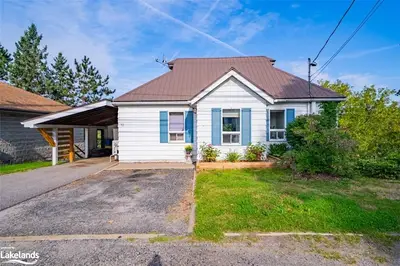 12 River Street, Parry Sound, ON P2A 2T6