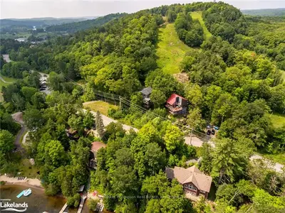 20 SKI CLUB Road, Huntsville, ON P1H 1A9