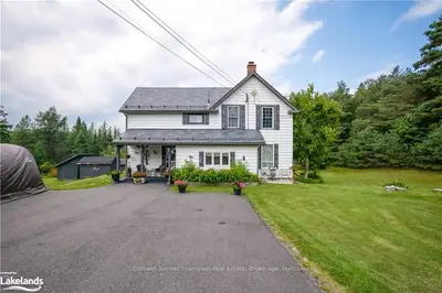 2540 ASPDIN Road, Huntsville, ON P0B 1M0