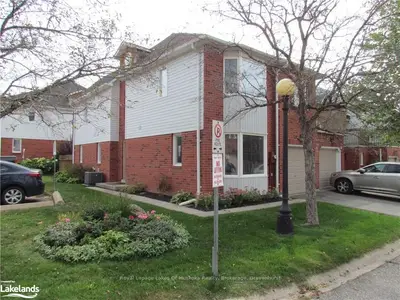 22 SHORELINE Drive, Bracebridge, ON P1L 1Z4