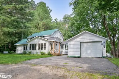 1242 MILFORD BAY Road 6, Muskoka Lakes, ON P1L 1X4