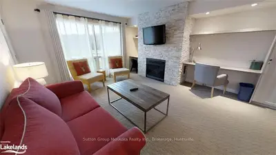 1235 DEERHURST Drive 55-305, Huntsville, ON P1H 2E8