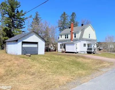 1 LAHAIE Street, French River / Rivière des Français, ON P0M 2N0