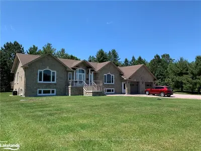 148 607, French River / Rivière des Français, ON, P0M 1A0