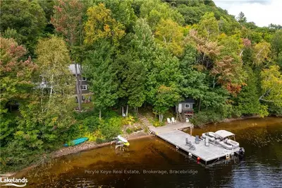 1053 NORTONS Lane, Lake of Bays, ON P0B 1A0