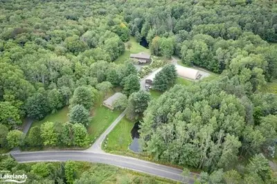 1513 Falkenburg Road, Muskoka Lakes, ON P1L 1X4