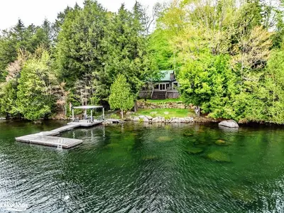 1193 NORTH CLEAR LAKE Road, Bracebridge, ON P1L 1X1