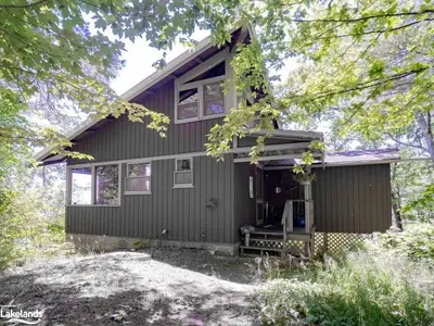#The Chalet 2159 MUSKOKA ROAD 118, Muskoka Lakes, ON, P0E 1E0