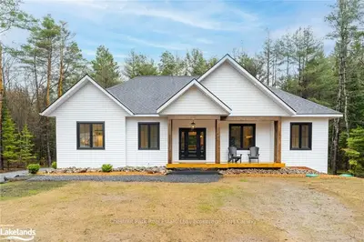 219 DEER LAKE Road, Huntsville, ON K0M 2L0
