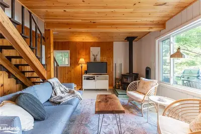 295 WEST DIAMOND LAKE Road, Hastings Highlands, ON L9L 1B3