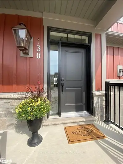 130 Courtland Street, Blue Mountains, On L9y 5l8