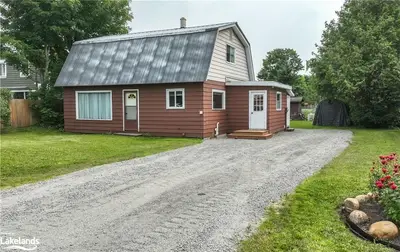 2680 117, Lake of Bays, ON, P0B 1A0