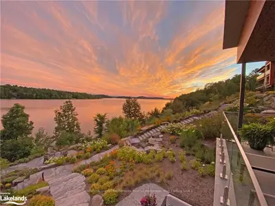 #205 727 GRANDVIEW DRIVE, Huntsville, ON, P1H 2J5