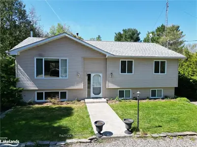1034 KOSHLONG LAKE Road, Dysart et al, ON K0M 1S0