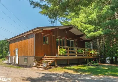 1017 WINDING CREEK Road, Minden Hills, ON K0M 2K0